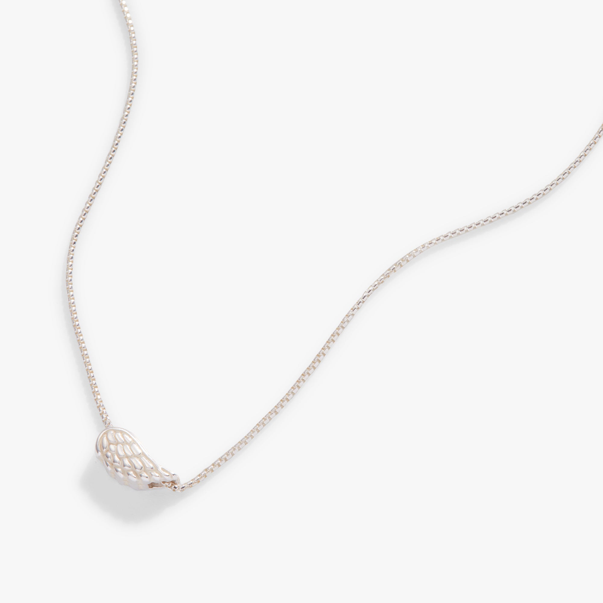 angel-wing-necklace-front-AA711122S.jpg