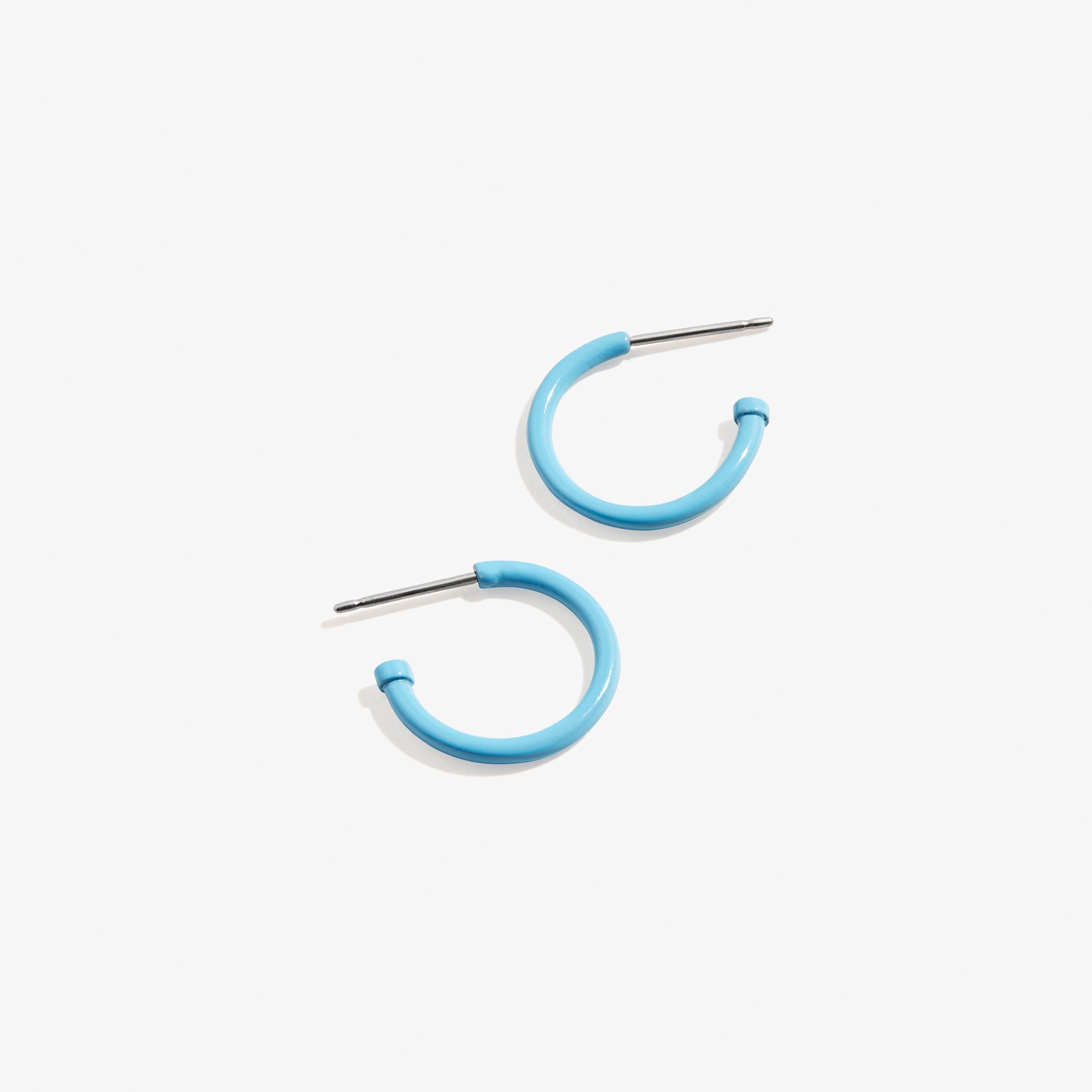 huggie-hoop-earrings-ocean-blue-AA640222ERBL.jpg
