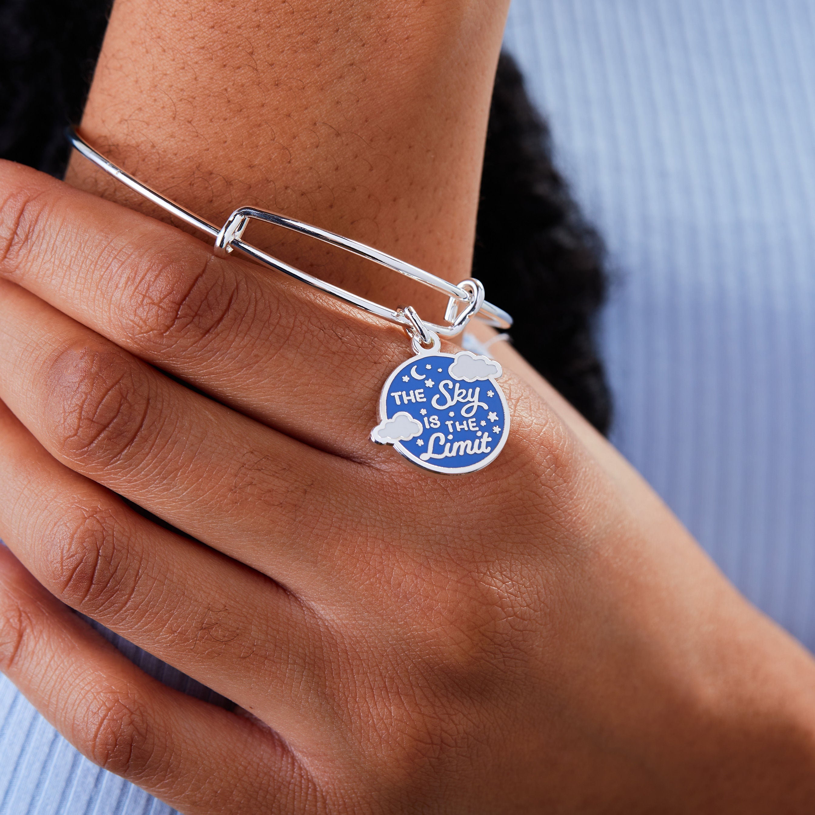 the-sky-is-the-limit-charm-bangle-bracelet-model-AA612422EWBSS.jpg